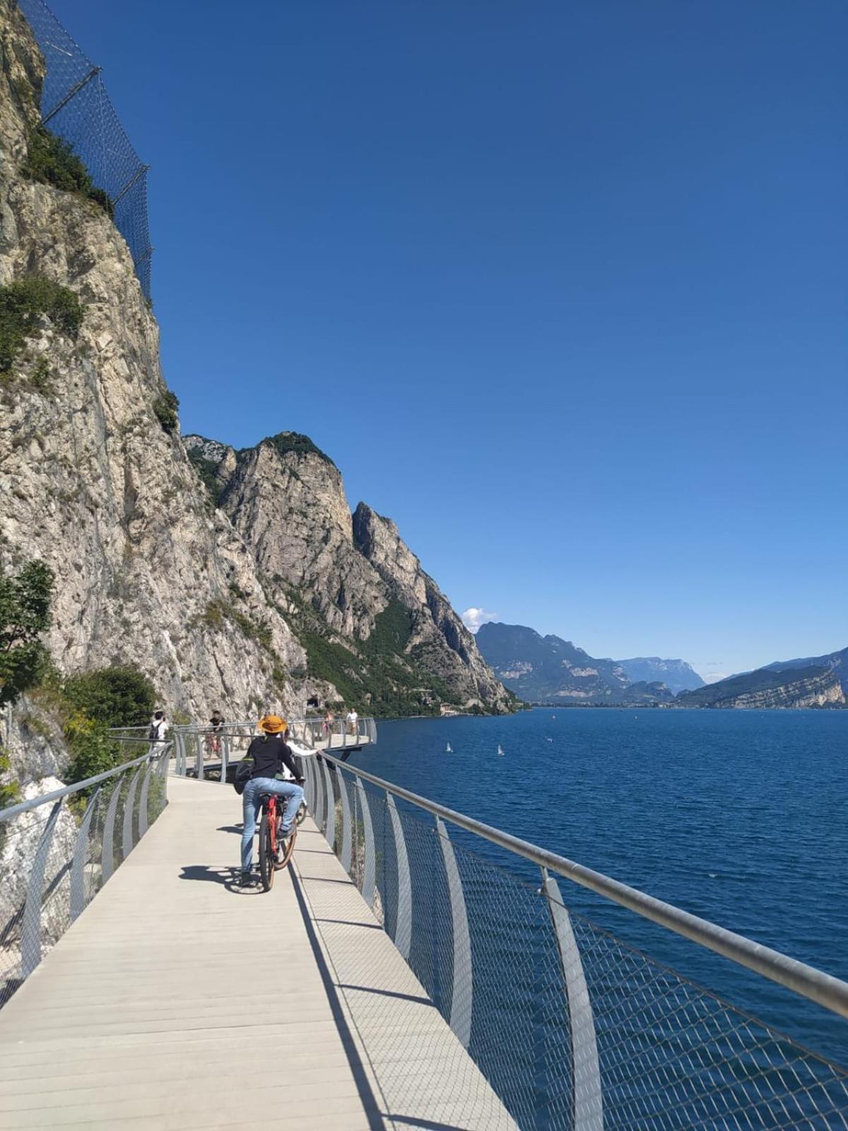 Hotel Augusta Garni Limone sul Garda Buitenkant foto
