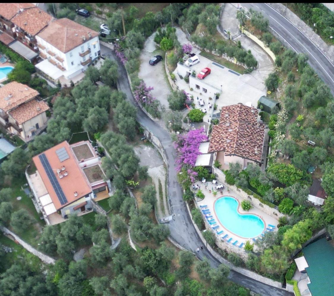 Hotel Augusta Garni Limone sul Garda Buitenkant foto