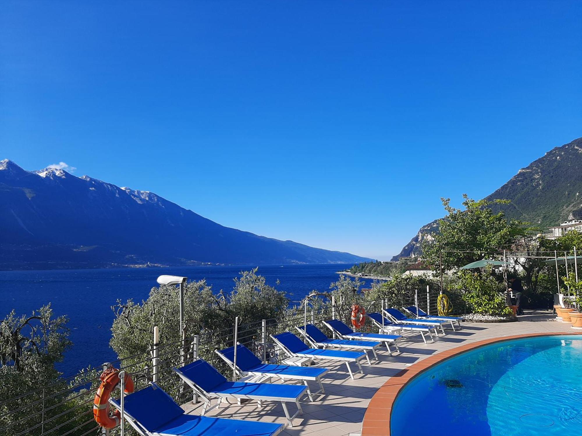Hotel Augusta Garni Limone sul Garda Buitenkant foto