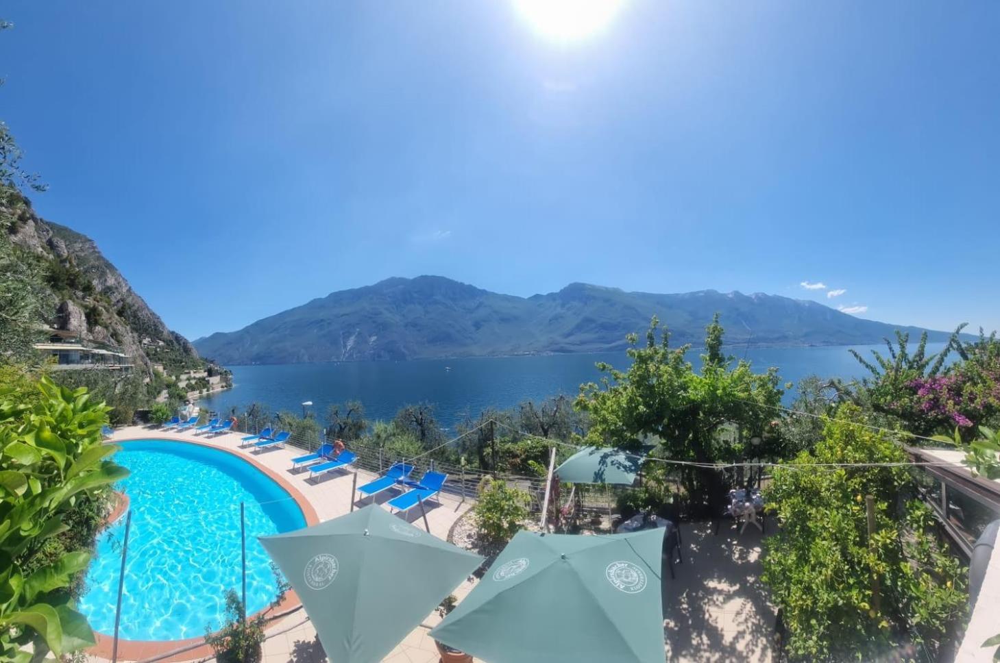 Hotel Augusta Garni Limone sul Garda Buitenkant foto